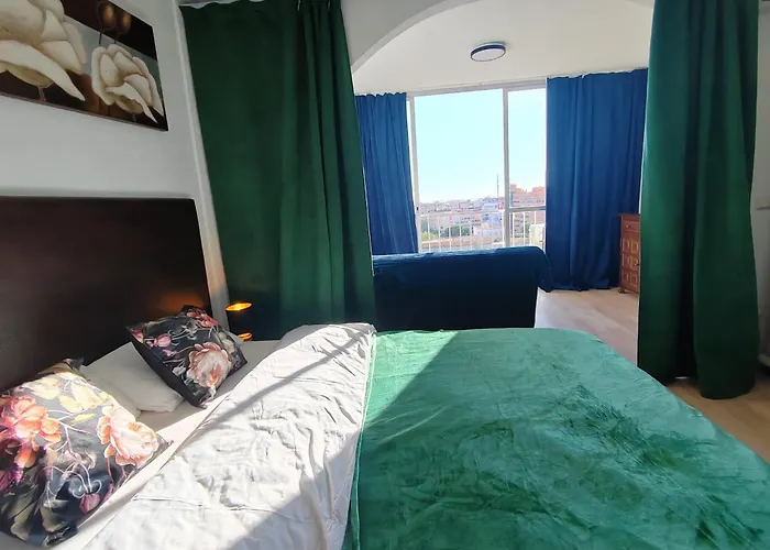 Apartment-Studio With View M&M
